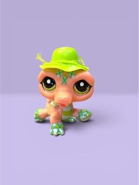 Littlest Pet Shop LPS Crocodile #1853 with Hat Accessory